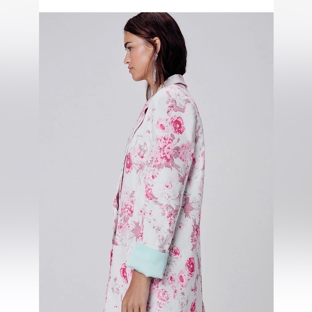 NWT For Love & Lemons Weston Denim Blazer Pink Floral - Medium - Picture 4 of 8
